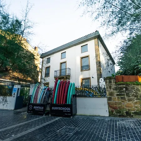 Surf House Ostello Zarautz