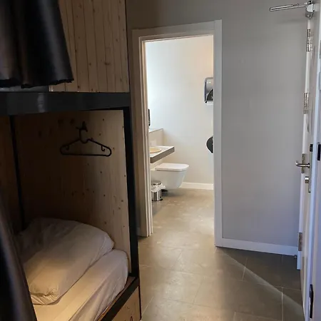 Hostel Surf House *