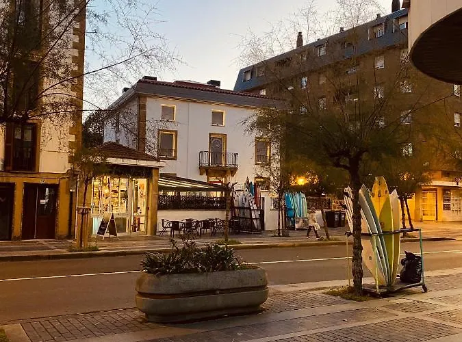 Surf House * Zarautz