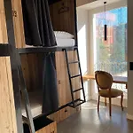 Surf House *