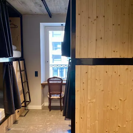 Surf House Hostel
