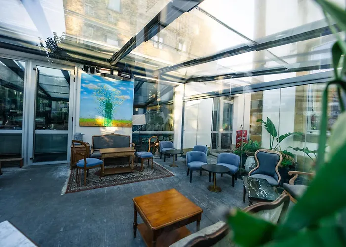 Surf House Albergue *